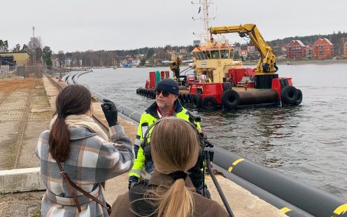 Rör till Mälarens botten