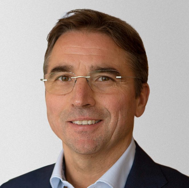 Pär Näslund - CEO tf. Sales Director